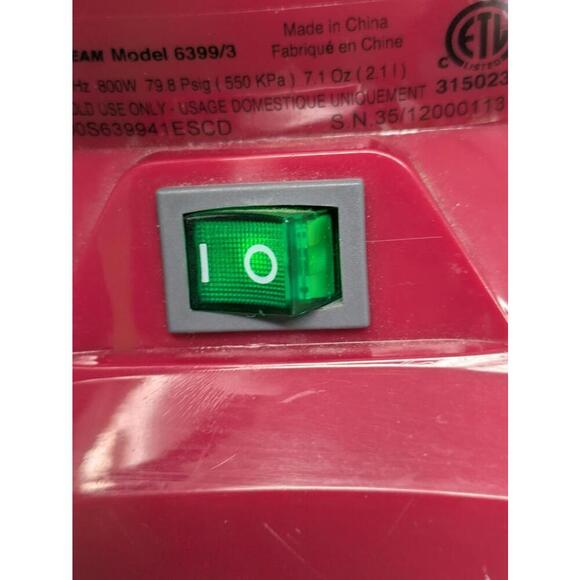 Euro Steam Evolution Iron Model 6399/3 Built In Boiler White Red | TESTED - Picture 6 of 6